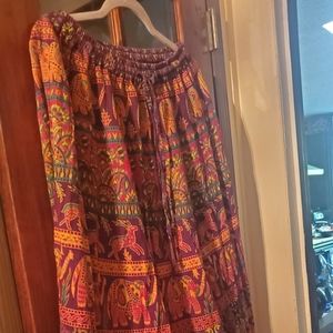 Gorgeous Indian Skirt ! Very Bohemian